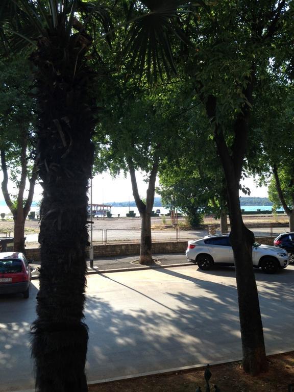 Valsabbion City Suite Pula Habitación foto